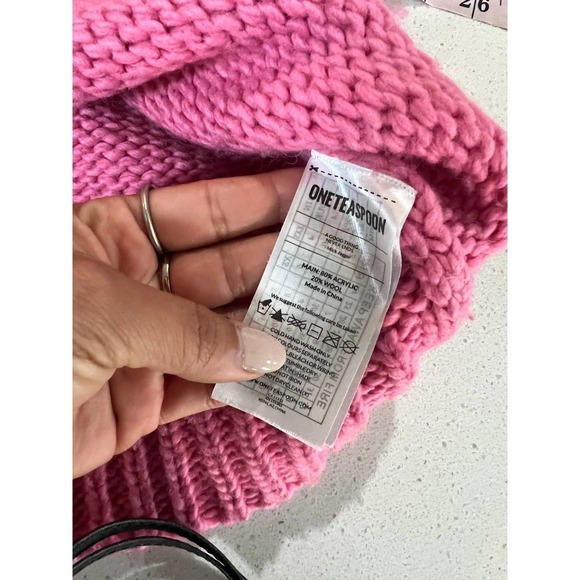 One Teaspoon Hot Pink Winona Keyhole open back sweater - Picture 7 of 10